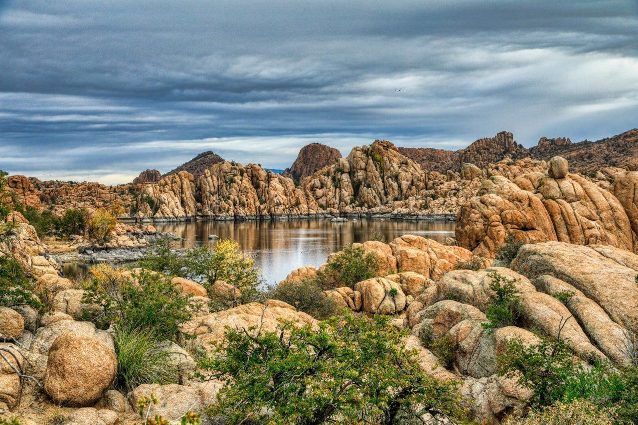 Watson Lake at dusk, kayaking and Granite Dells in Prescott, Arizona